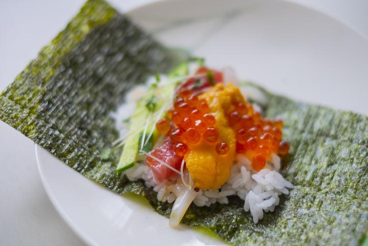 Salmon Roe Sea Urchin Hand Roll