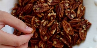 roasted pecan snack